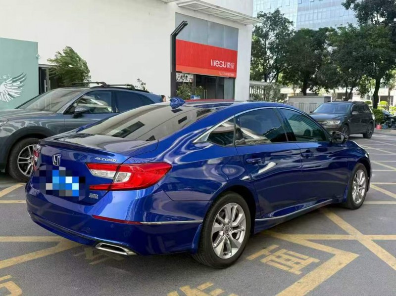 深圳19年本田雅阁7