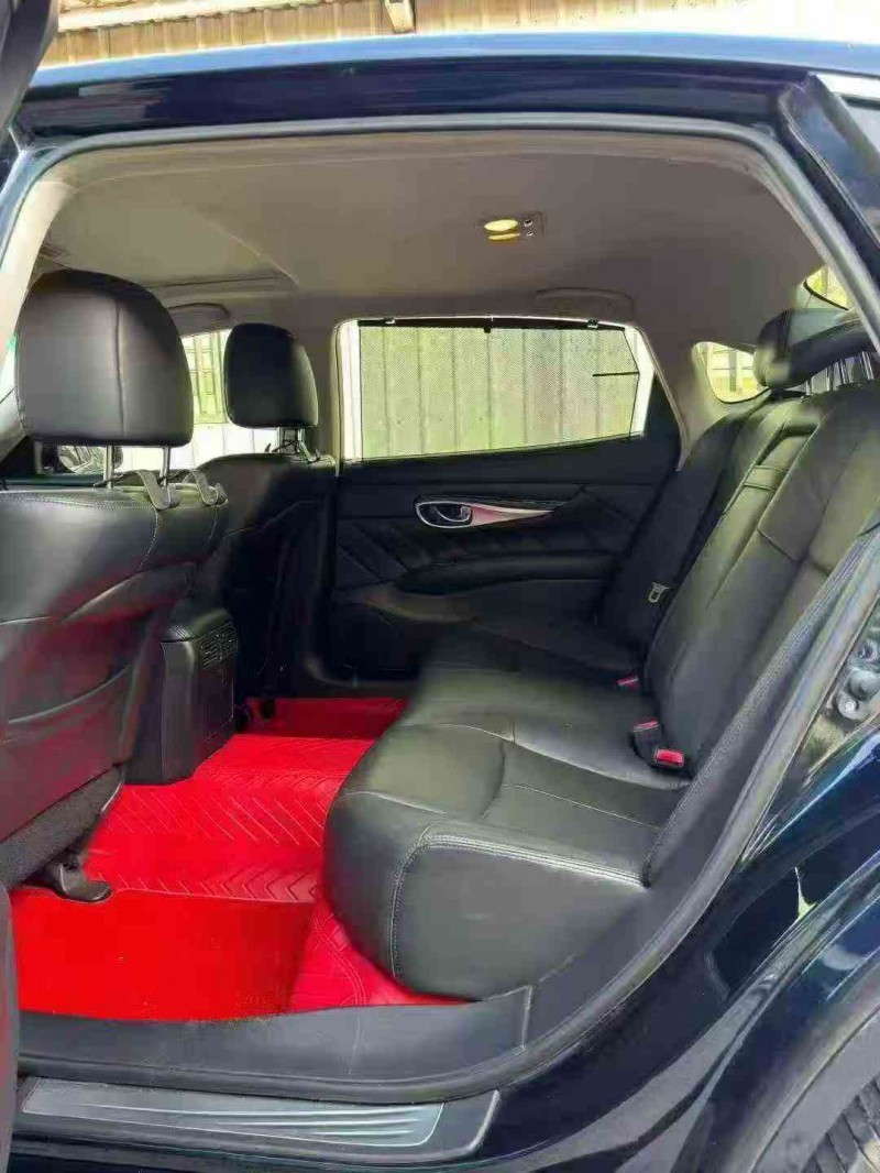 三明18年英菲尼迪Q706