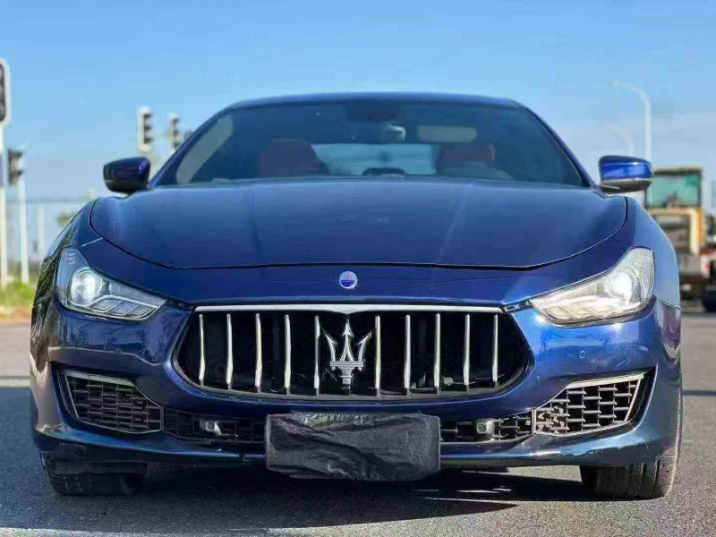 珠海17年玛莎拉蒂Ghibli1