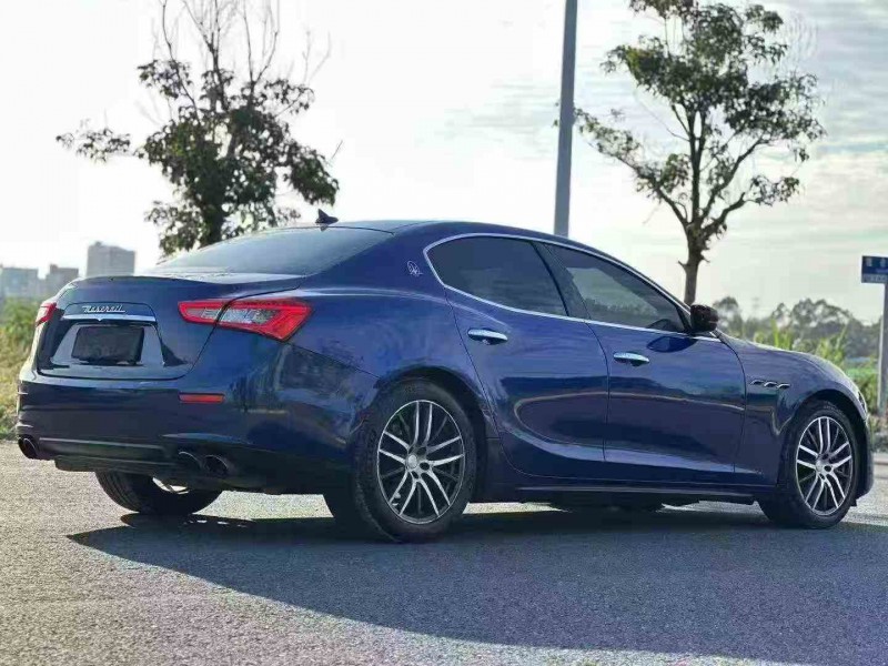 珠海17年玛莎拉蒂Ghibli8