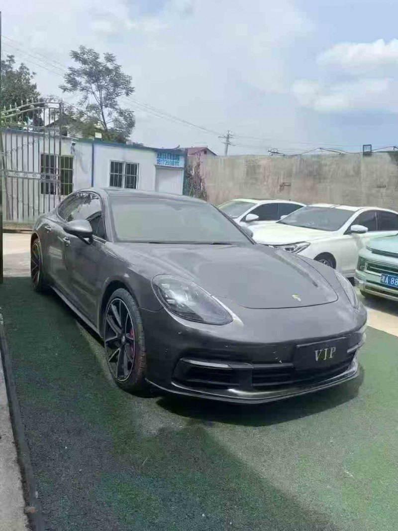 衡阳17年保时捷帕拉梅拉3