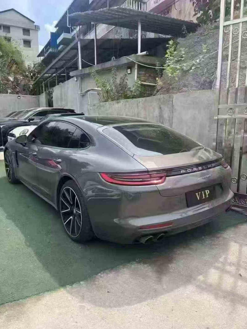 衡阳17年保时捷帕拉梅拉7