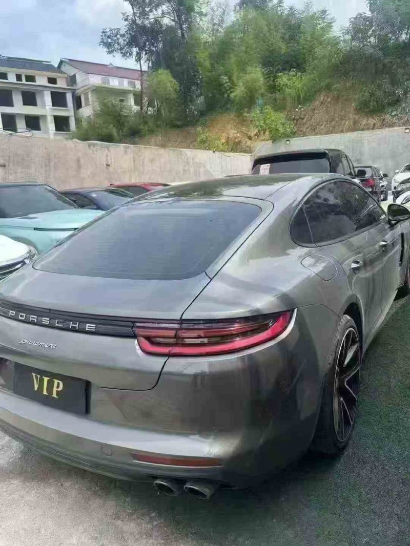 衡阳17年保时捷帕拉梅拉8