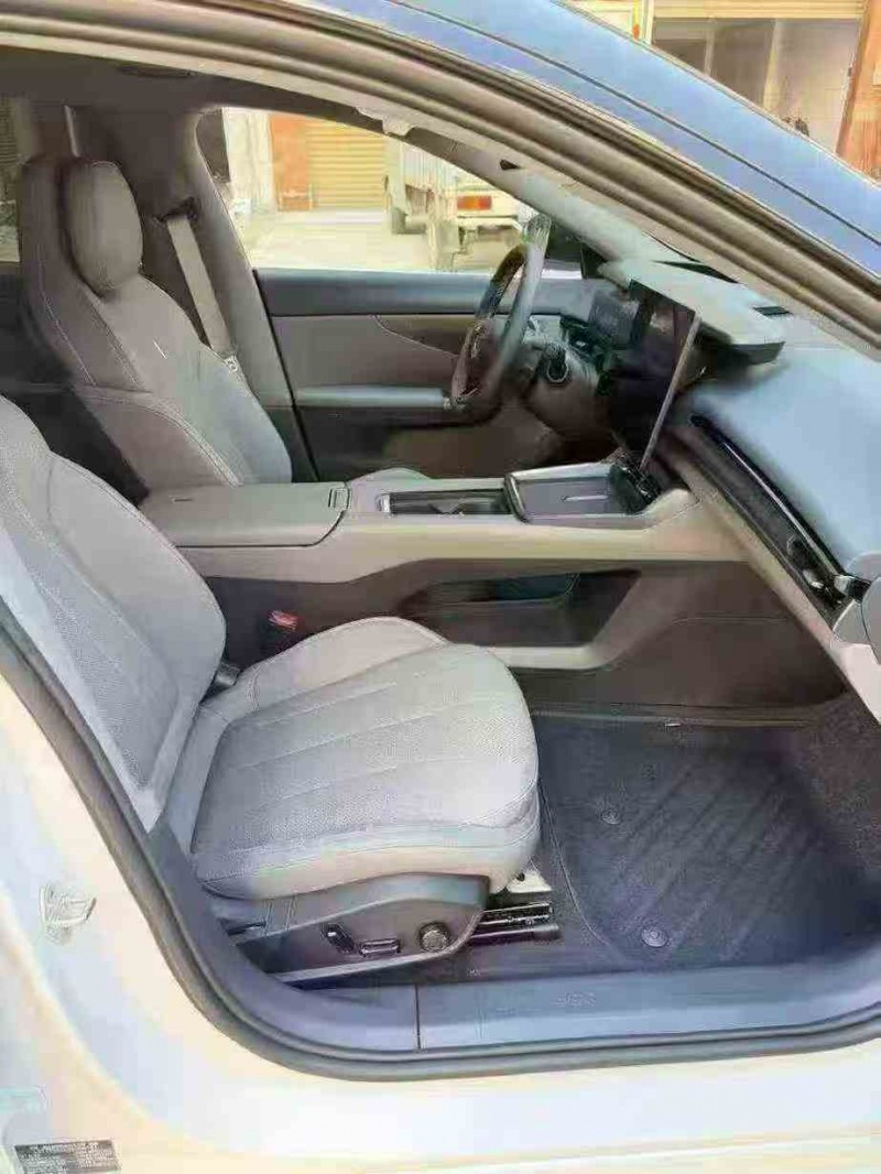 贵港25年领克077