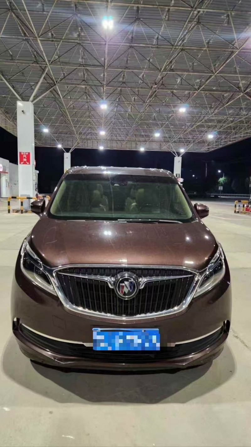 济宁19年别克GL81