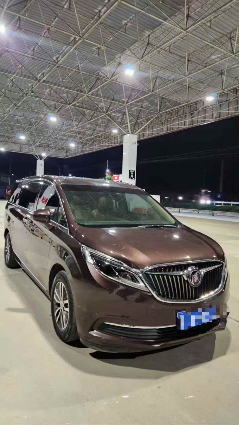 济宁19年别克GL82