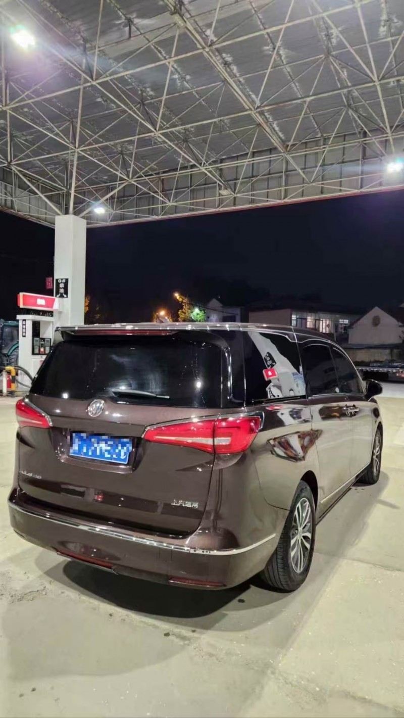 济宁19年别克GL87