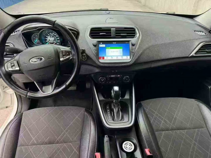 嘉兴20年福特福睿斯5