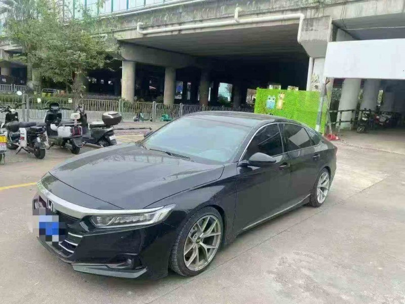 珠海22年本田雅阁2