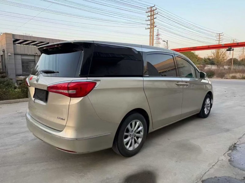 徐州19年别克GL88