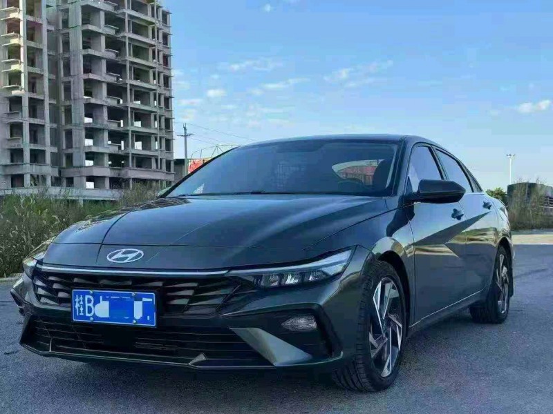 柳州24年现代伊兰特3