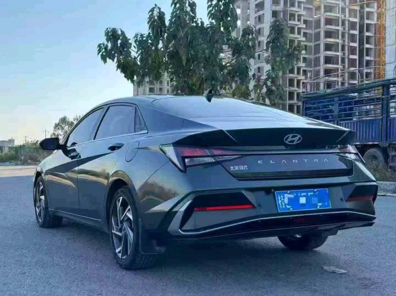 柳州24年现代伊兰特8