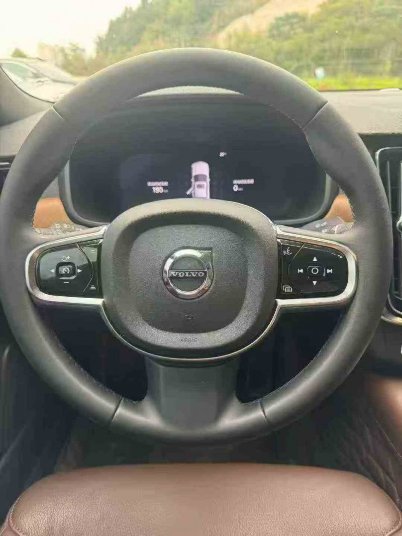 宜昌24年沃尔沃S907