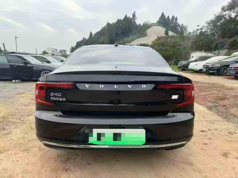 宜昌24年沃尔沃S909