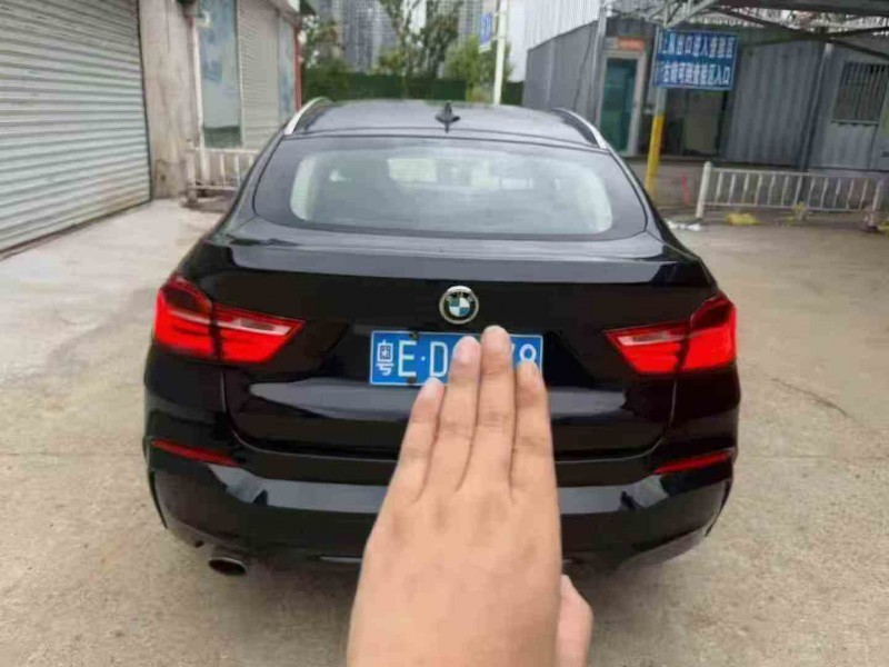 宜昌18年宝马X47