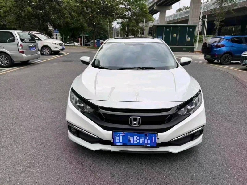 长沙21年本田思域1