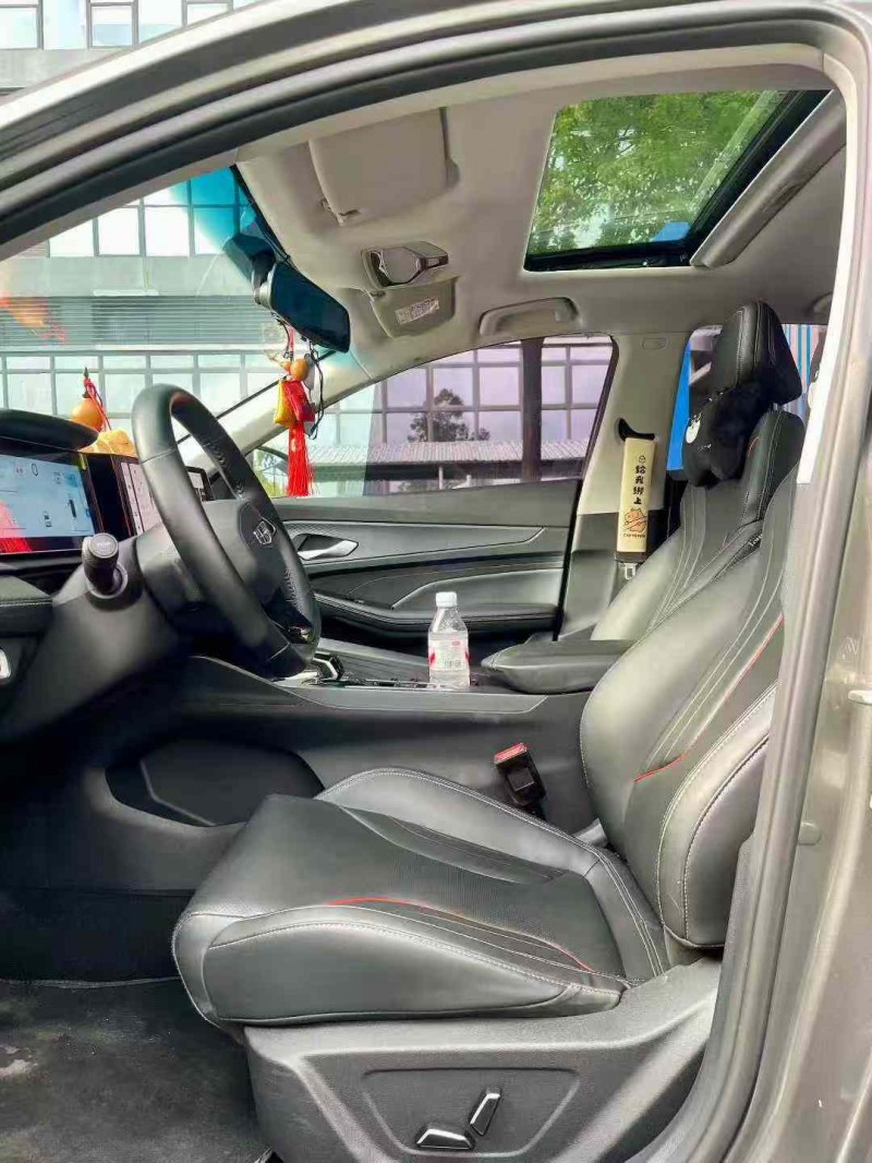 东莞22年吉利缤瑞4