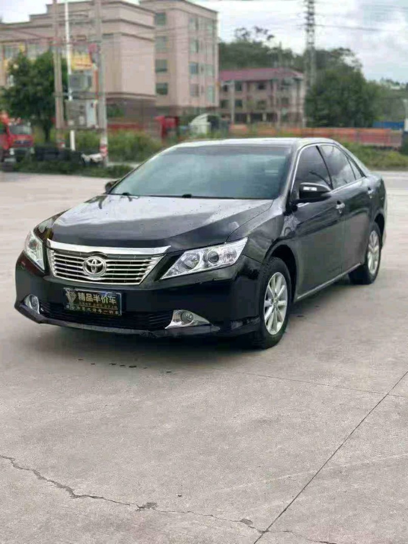 桂林13年丰田凯美瑞3