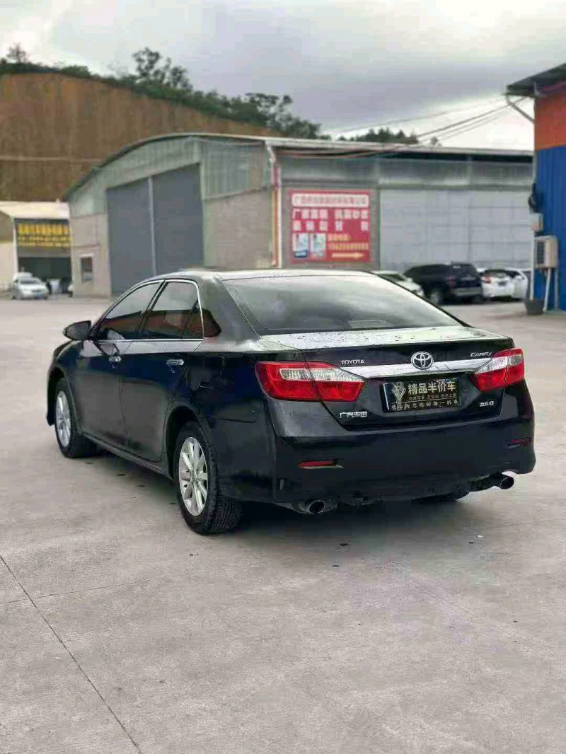 桂林13年丰田凯美瑞8