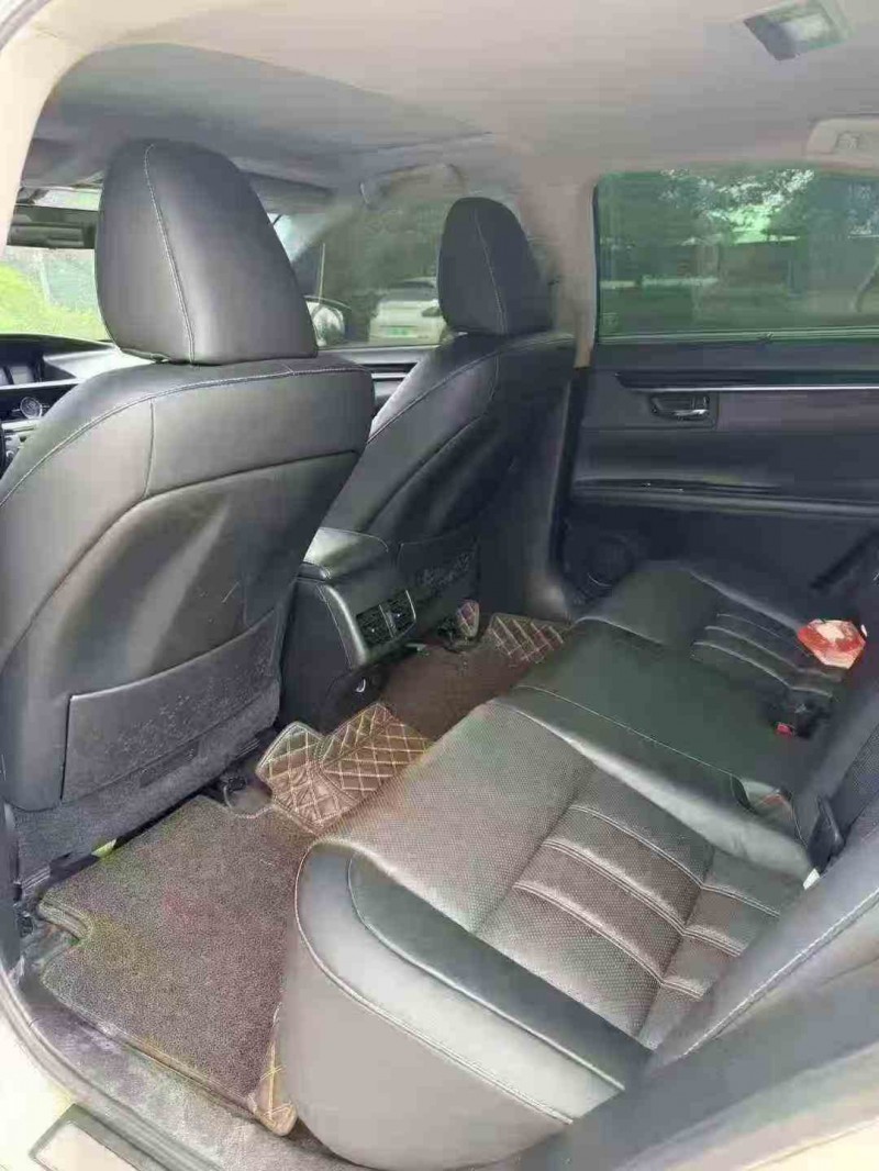 北海18年雷克萨斯ES5