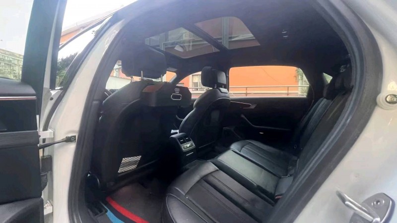 台州23年奥迪A4L9