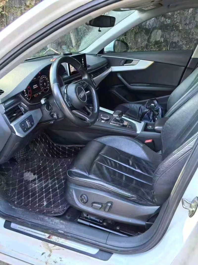 淮南19年奥迪A4L7