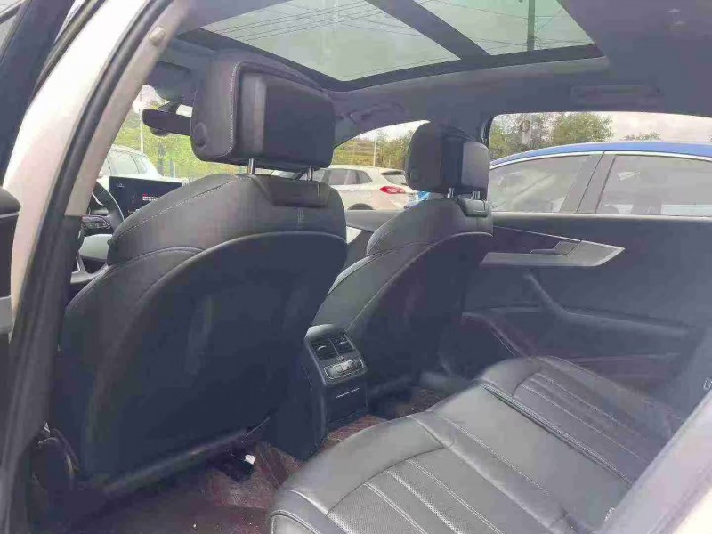 长沙21年奥迪A4L3