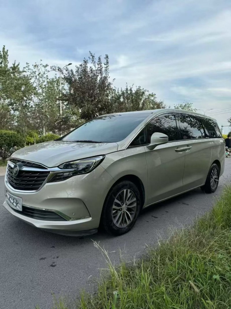 承德22年别克GL82