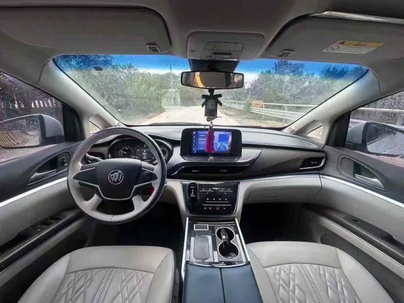 苏州21年别克GL86