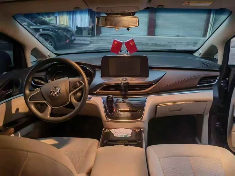 景德镇21年别克GL86