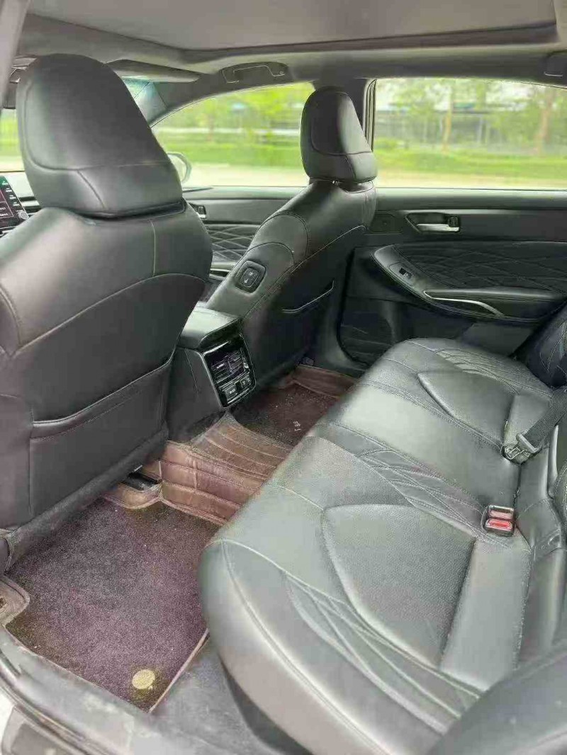 北海21年丰田亚洲龙5