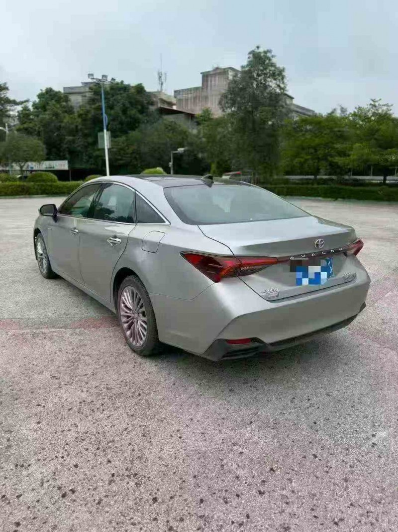 北海21年丰田亚洲龙8