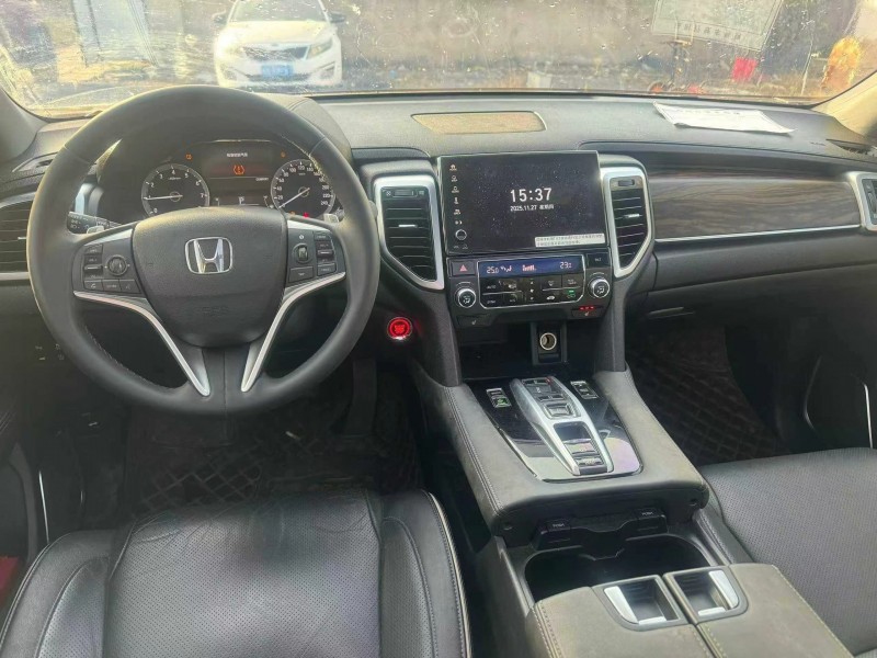 鹤壁18年本田URV9