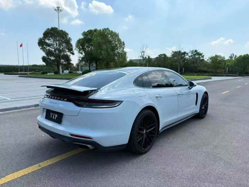 无锡21年保时捷帕拉梅拉8