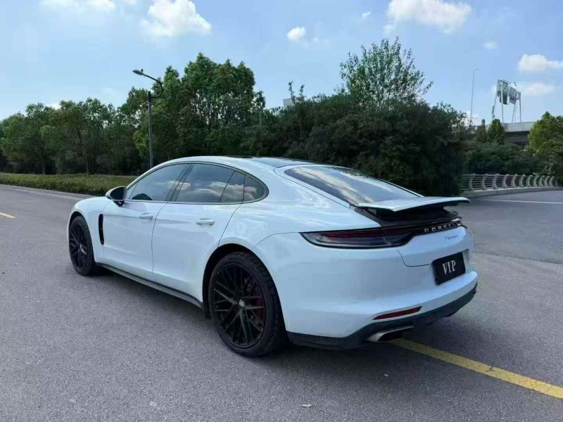 无锡21年保时捷帕拉梅拉9