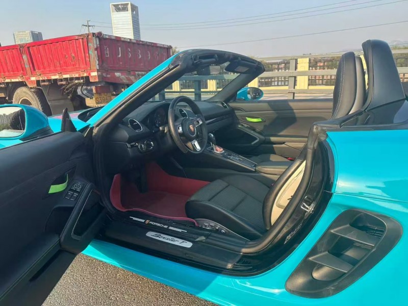 青岛20年保时捷7184