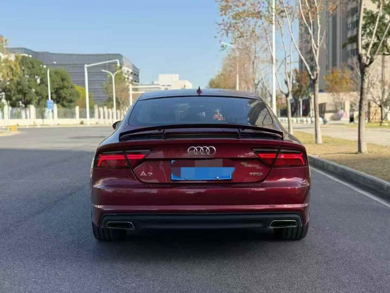 宜昌17年奥迪A7L9