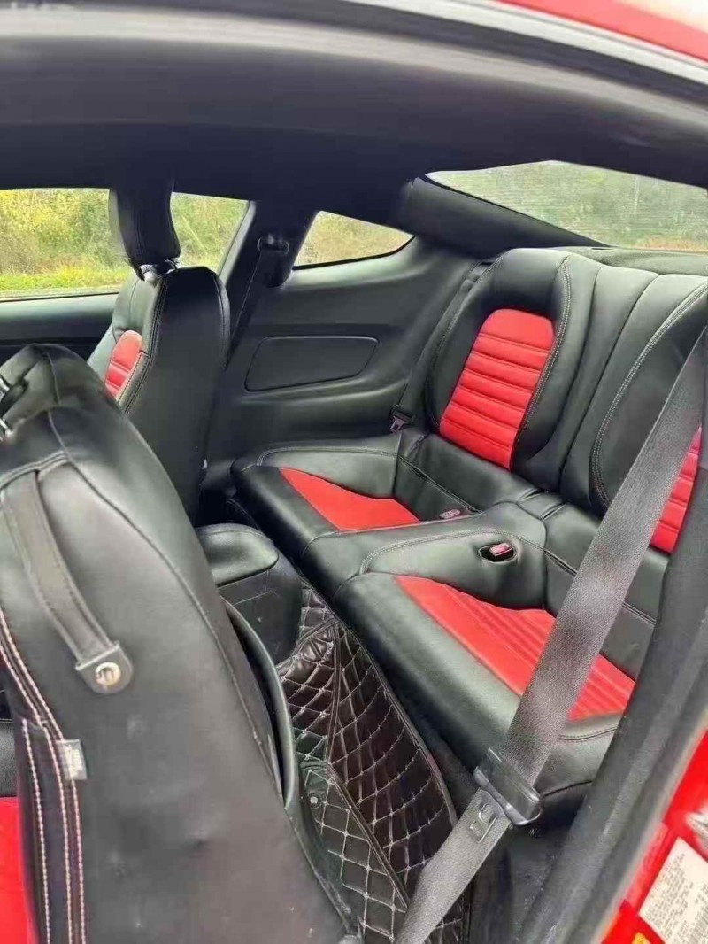 保定16年福特野马6