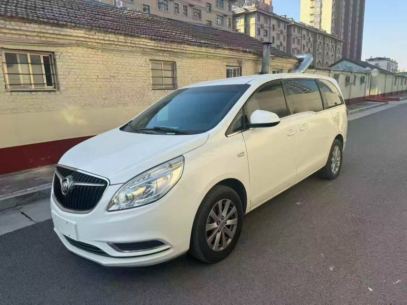 济宁18年别克GL82