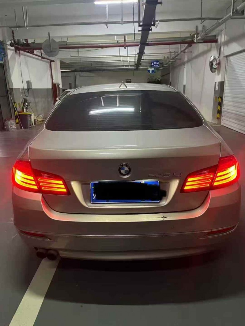 苏州15年宝马5系9