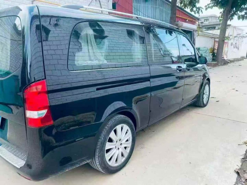 秦皇岛19年奔驰威霆7