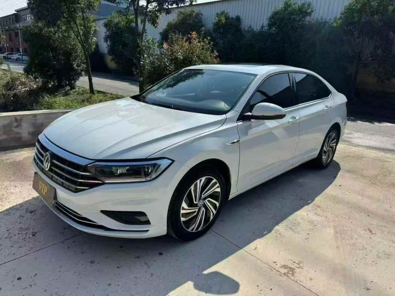 枣庄22年大众速腾3