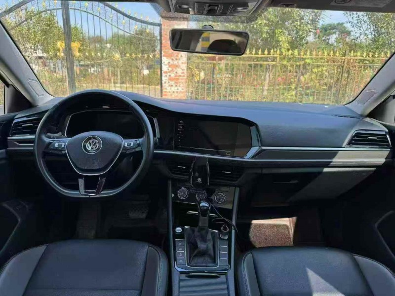 枣庄22年大众速腾5