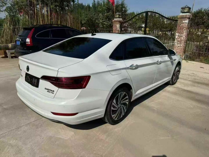 枣庄22年大众速腾7