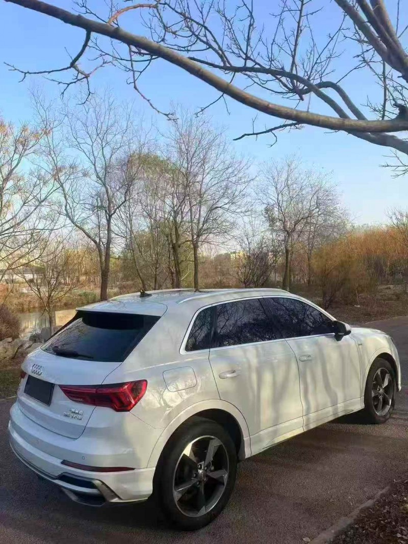 东营20年奥迪Q37