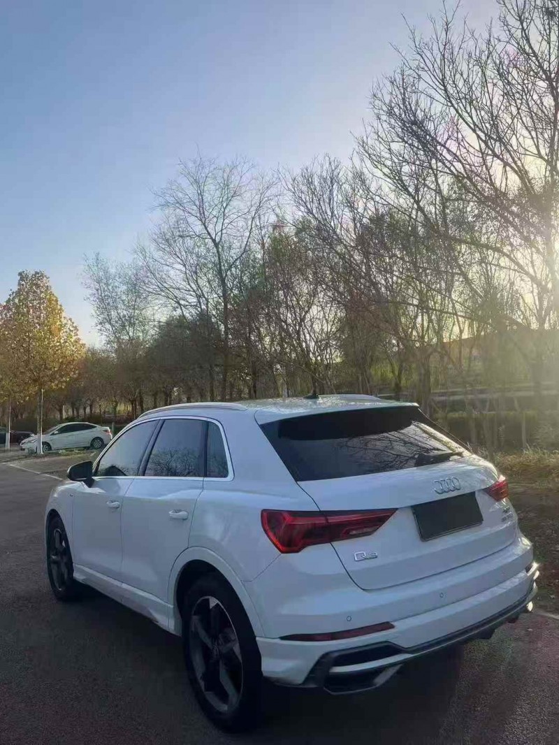 东营20年奥迪Q38