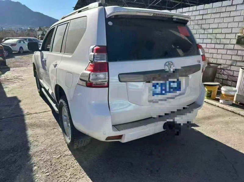 秦皇岛11年丰田普拉多8