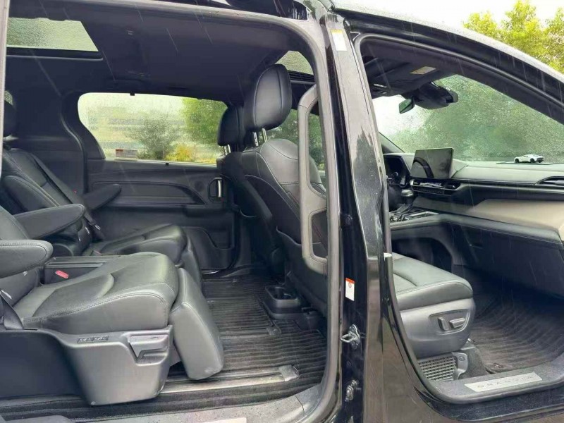 盐城23年丰田普瑞维亚7