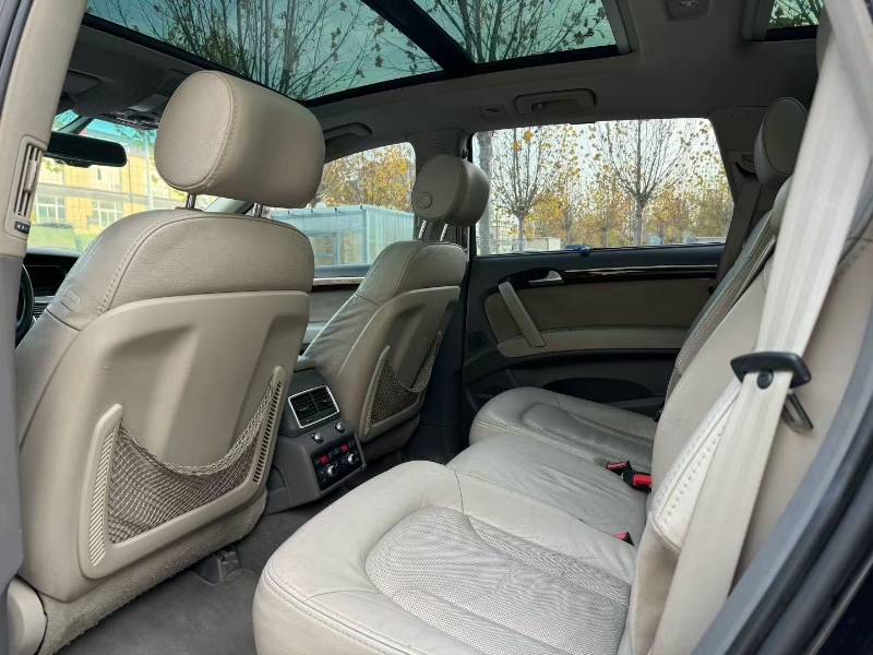 聊城10年奥迪Q76