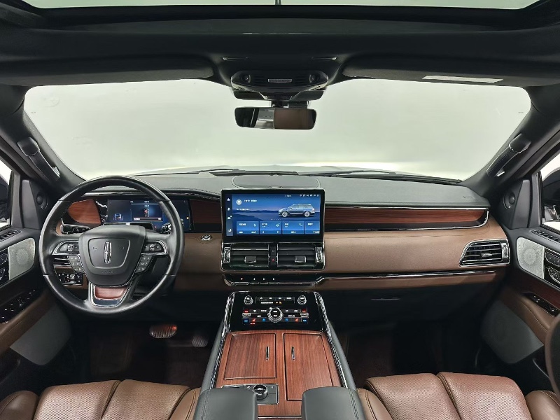 唐山24年林肯领航员5